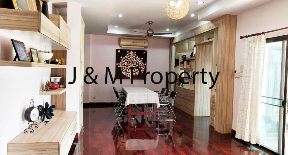 For sale 4 ベッドルーム house in Hua Hin, Prachuap Khiri Khan