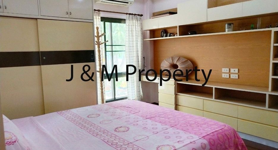 For sale 4 ベッドルーム house in Hua Hin, Prachuap Khiri Khan