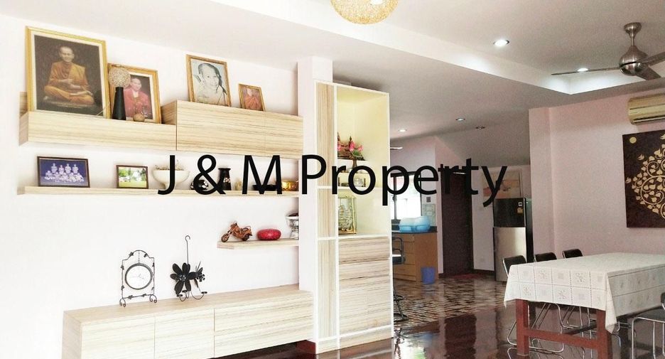 For sale 4 ベッドルーム house in Hua Hin, Prachuap Khiri Khan