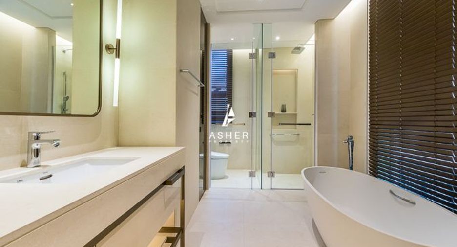 À louer et à vendre 2 chambres condo à Pathum Wan, Bangkok