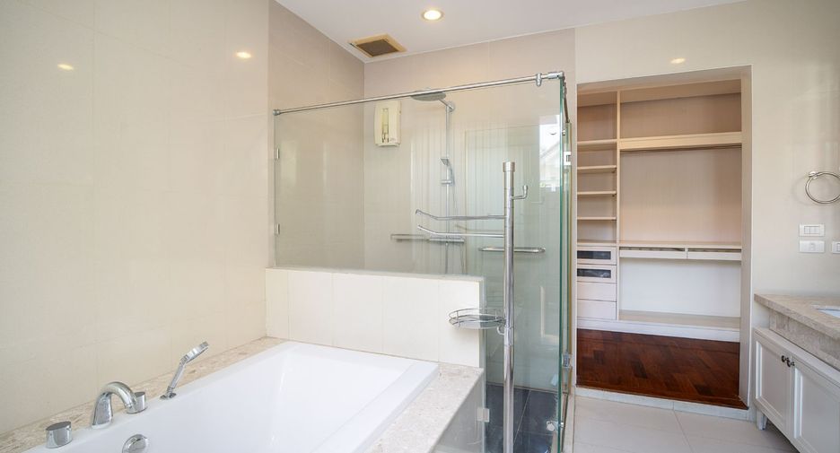 For sale 4 bedrooms house in Bang Kruai, Nonthaburi