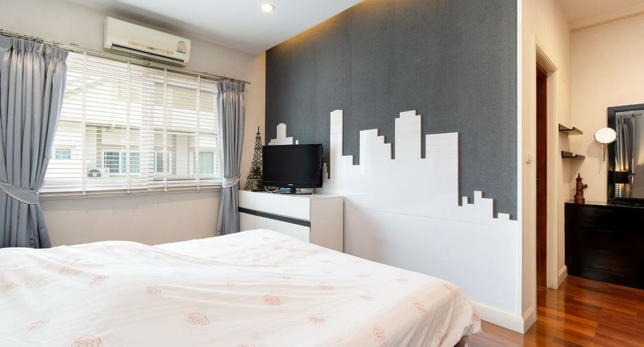 For sale 4 bedrooms house in Bang Kruai, Nonthaburi