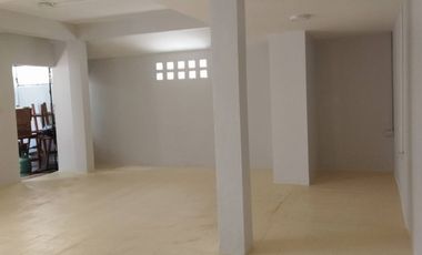 For sale 12 ベッドルーム retail Space in Mueang Chiang Mai, Chiang Mai