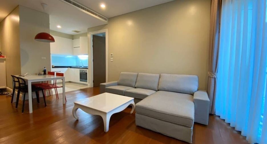 For sale 2 bedrooms condo in Khlong Toei, Bangkok