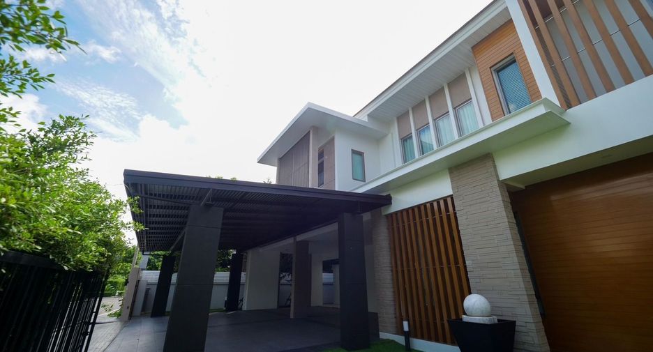 Casa en venta de 5 habitaciones en Lat Krabang, Bangkok