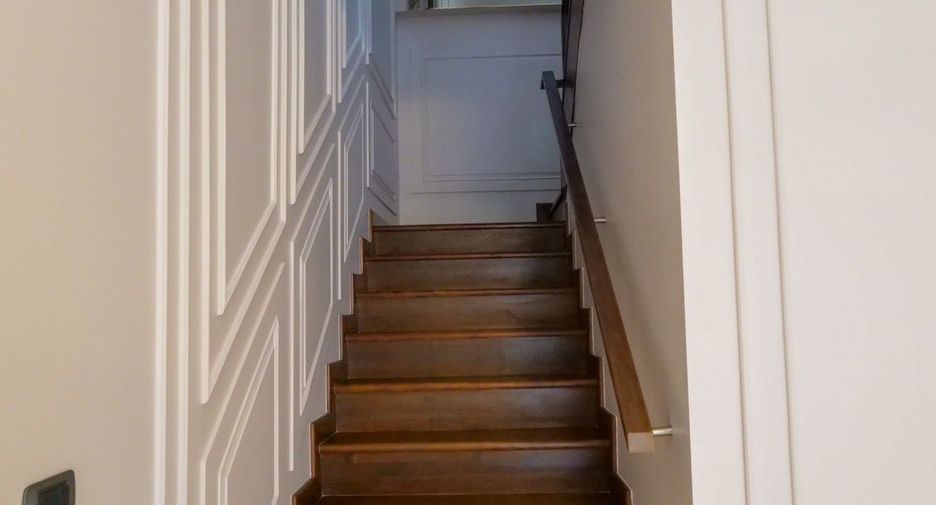 Casa en venta de 5 habitaciones en Lat Krabang, Bangkok