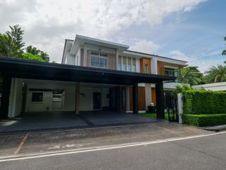 For sale 5 bedrooms house in Lat Krabang, Bangkok