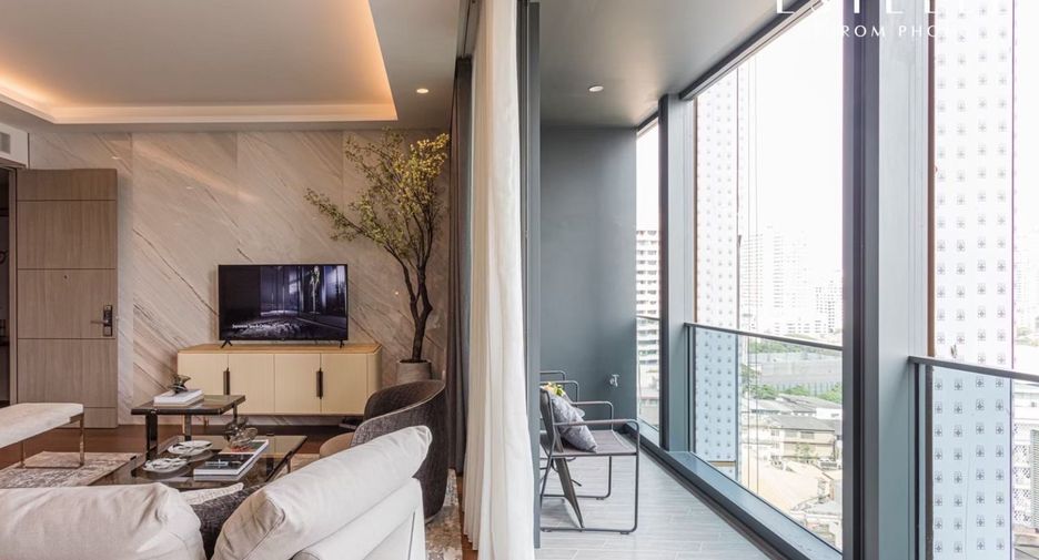 Condo en alquiler de 2 habitaciones en Khlong Toei, Bangkok