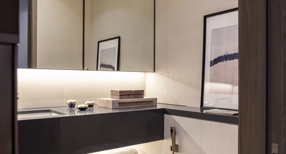 Condo en alquiler de 2 habitaciones en Khlong Toei, Bangkok