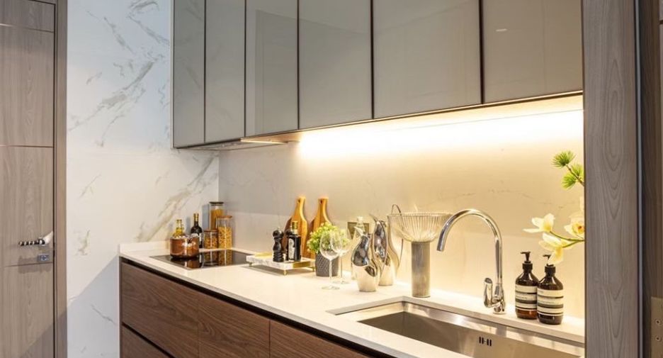 Condo en alquiler de 2 habitaciones en Khlong Toei, Bangkok