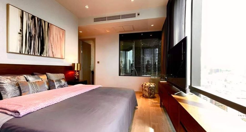 À louer et à vendre 2 chambres condo à Bang Rak, Bangkok
