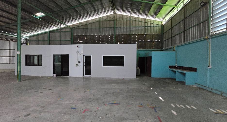 For rent 2 bed warehouse in Pak Kret, Nonthaburi