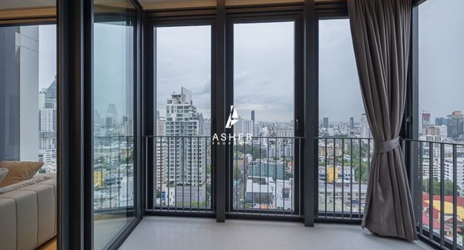 For rent 2 bedrooms condo in Khlong Toei, Bangkok
