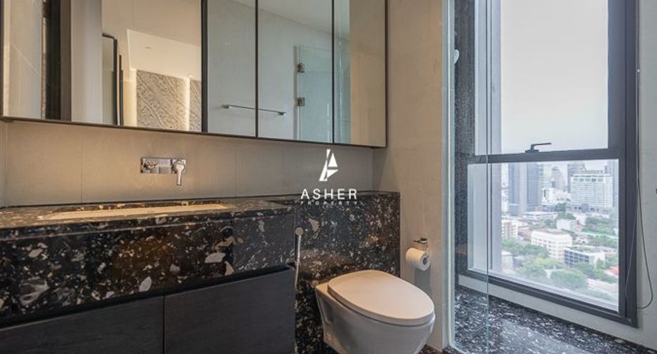 For rent 2 bedrooms condo in Khlong Toei, Bangkok