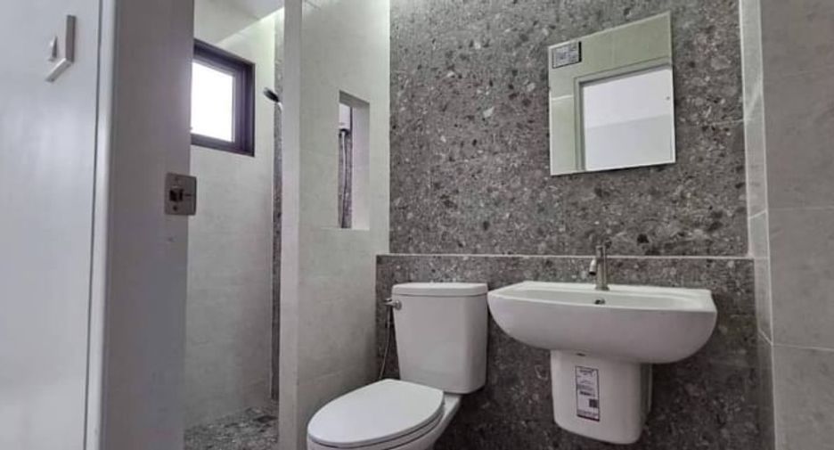Local comercial en alquiler de 5 habitaciones en Watthana, Bangkok