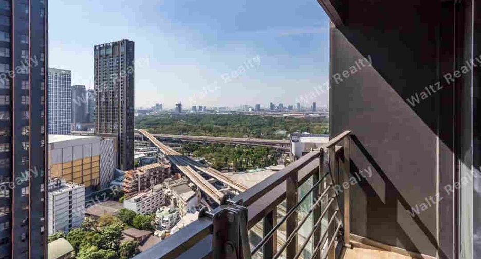 À louer 3 chambres condo à Chatuchak, Bangkok