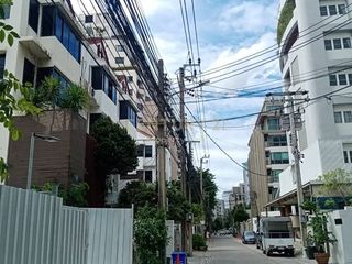 For sale land in Pathum Wan, Bangkok