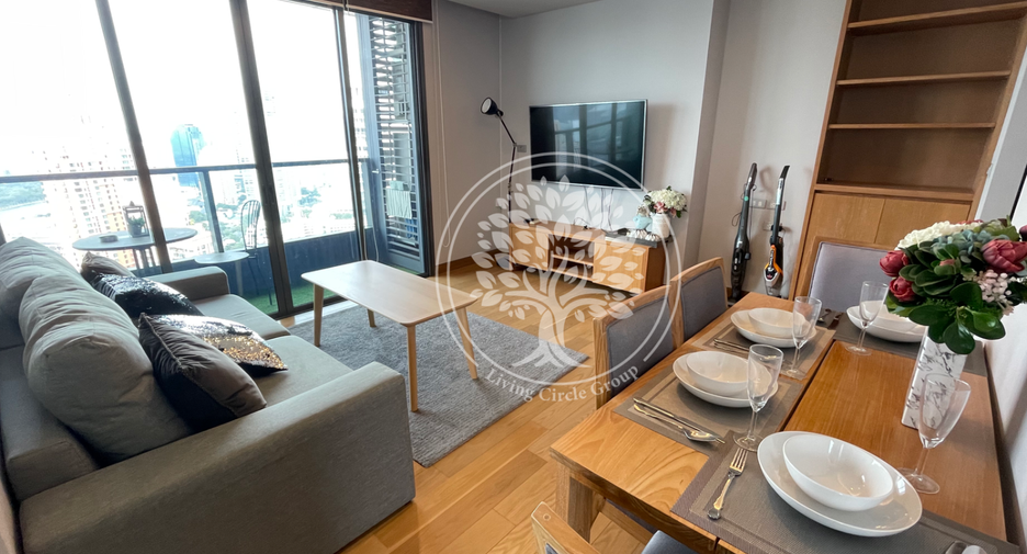For rent 2 bedrooms condo in Khlong Toei, Bangkok