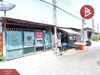 For sale 1 Beds townhouse in Lat Krabang, Bangkok