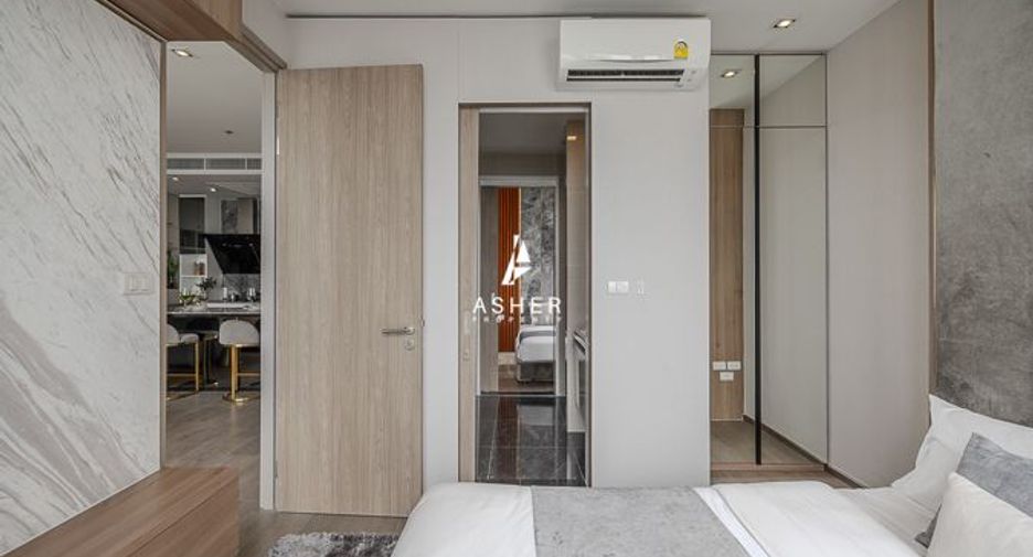 For sale 3 bedrooms condo in Khlong Toei, Bangkok