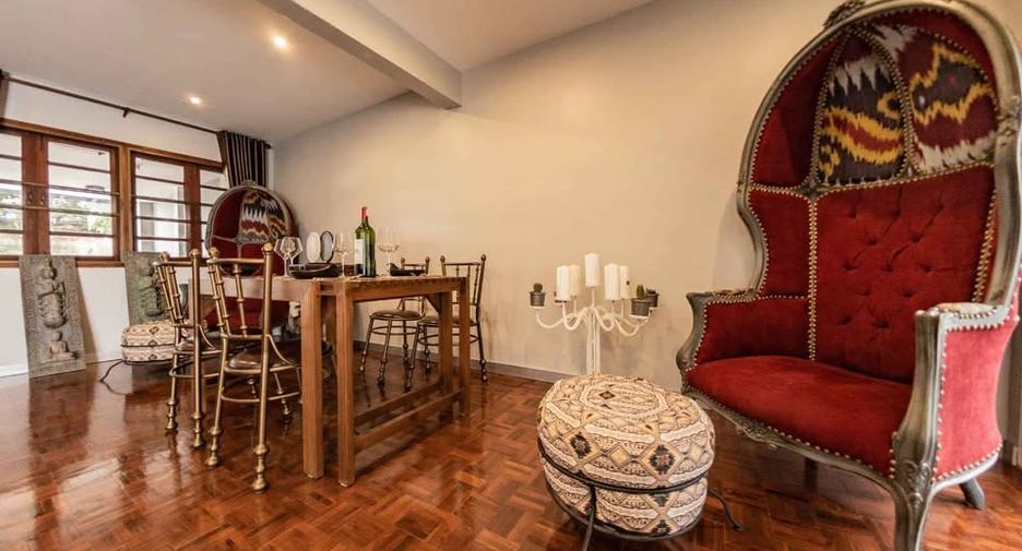 For rent 3 bedrooms townhouse in Mueang Chiang Mai, Chiang Mai
