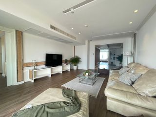 For rent 4 ベッドルーム condo in Khlong Toei, Bangkok