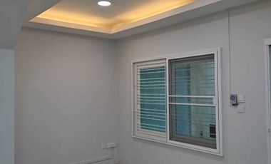 For sale 3 ベッドルーム townhouse in Min Buri, Bangkok