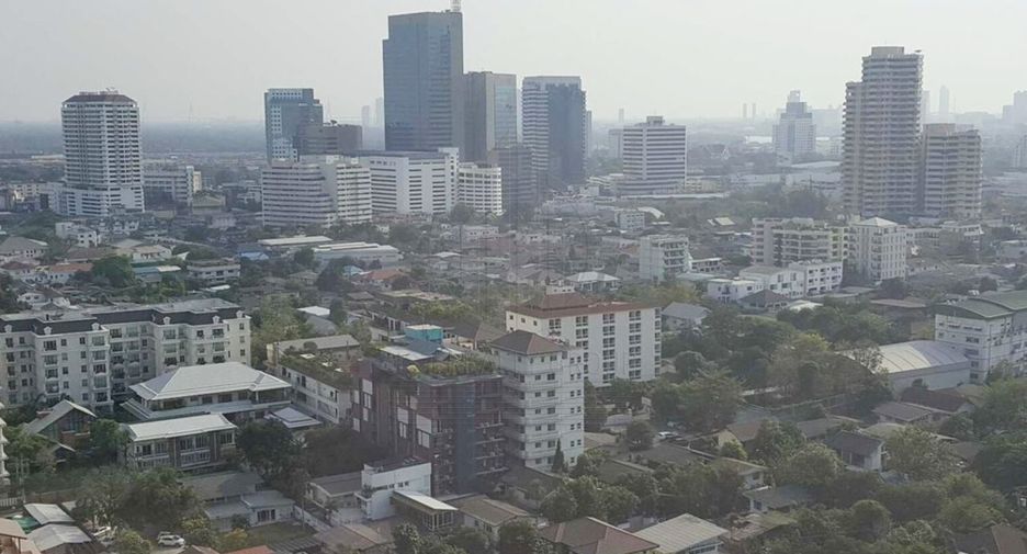For rent and for sale 1 bed condo in Khlong Toei, Bangkok