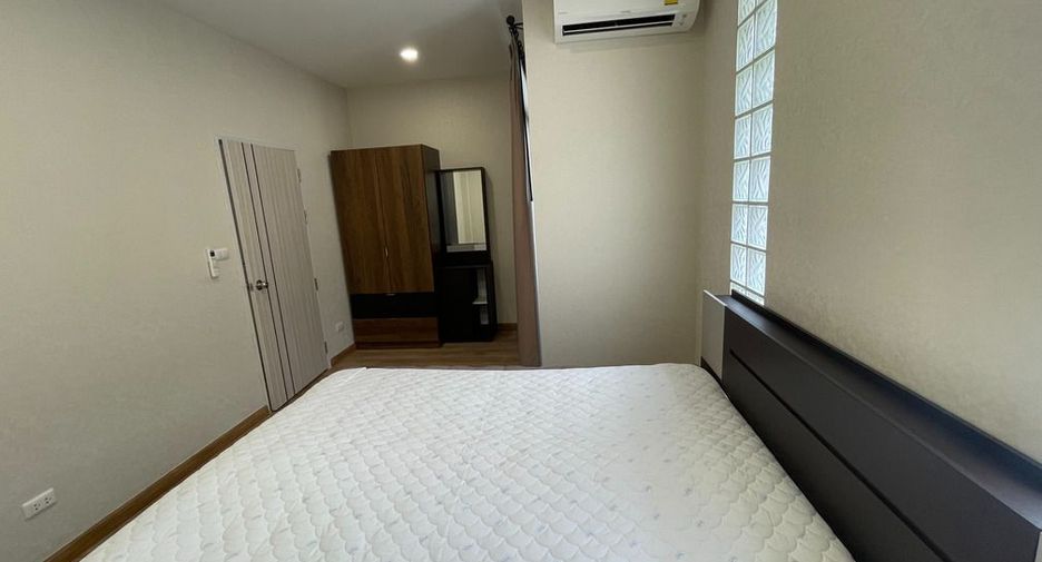Casa adosada en venta de 3 habitaciones en Mueang Nonthaburi, Nonthaburi
