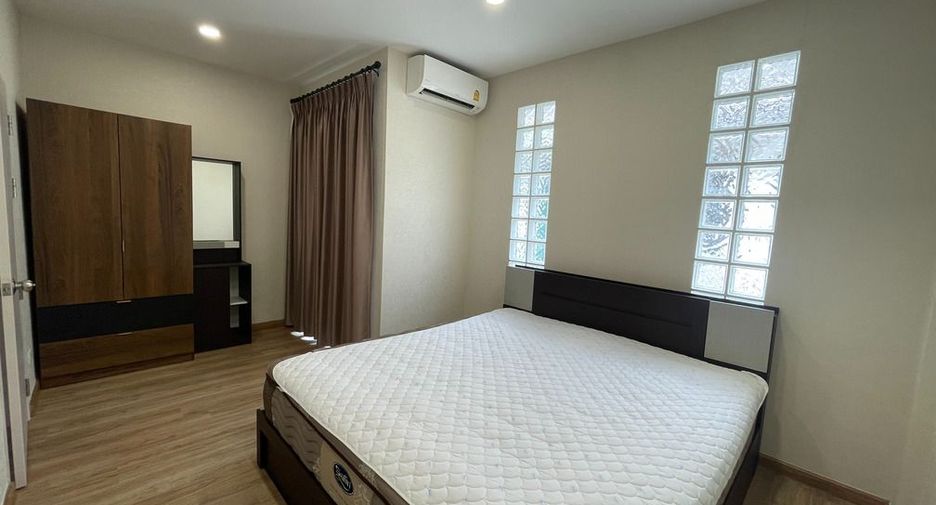 Casa adosada en venta de 3 habitaciones en Mueang Nonthaburi, Nonthaburi