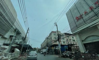 出售 3 卧室 联排别墅 在 Mueang Nonthaburi, Nonthaburi