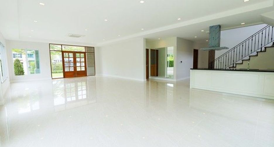 For sale 4 bedrooms house in Bang Kruai, Nonthaburi
