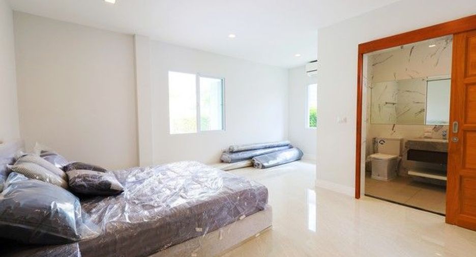 For sale 4 bedrooms house in Bang Kruai, Nonthaburi