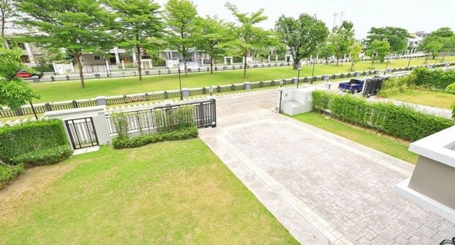For sale 4 bedrooms house in Bang Kruai, Nonthaburi