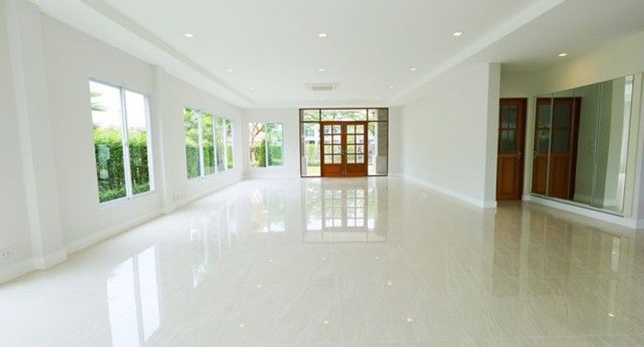 For sale 4 bedrooms house in Bang Kruai, Nonthaburi