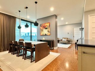 For sale 3 bedrooms house in Khlong Toei, Bangkok