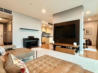 For sale 3 bedrooms house in Khlong Toei, Bangkok