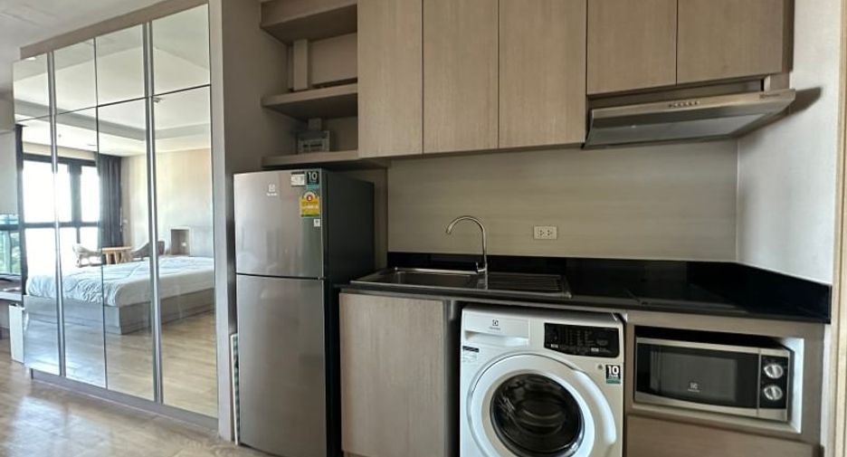 For rent 1 bed condo in Si Racha, Chonburi