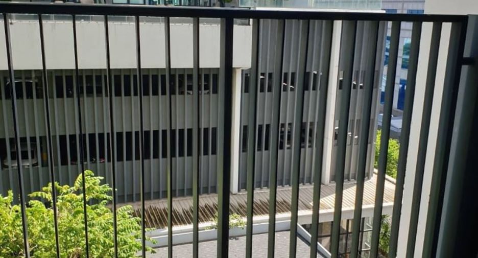 For rent 1 bed apartment in Huai Khwang, Bangkok