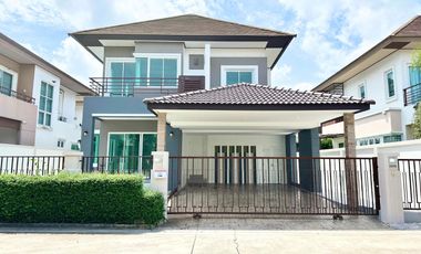 Haus zum Kauf mit 3 Zimmer in Bang Lamung, Chonburi