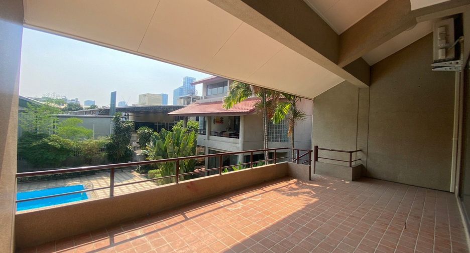 Reihenhaus zur Miete mit 5 Zimmer in Phaya Thai, Bangkok