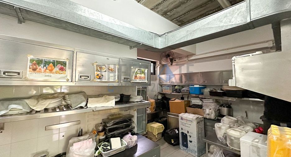 For rent retail Space in Mueang Chiang Mai, Chiang Mai