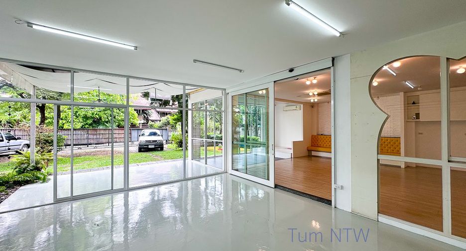 For rent retail Space in Mueang Chiang Mai, Chiang Mai