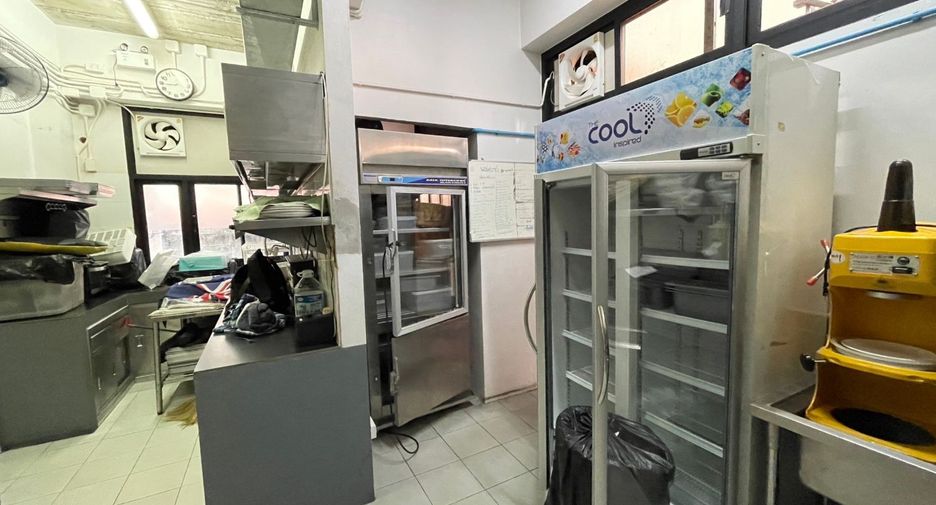 For rent retail Space in Mueang Chiang Mai, Chiang Mai