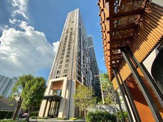 For sale 3 bed condo in Phaya Thai, Bangkok