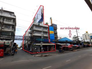 For sale retail Space in Mueang Samut Prakan, Samut Prakan