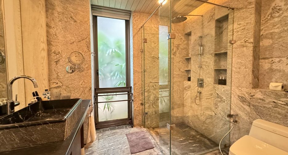For sale 5 bed villa in Takua Thung, Phang Nga