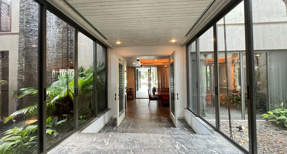 For sale 5 bed villa in Takua Thung, Phang Nga