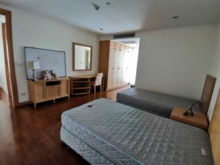 Apartamento en alquiler de 3 habitaciones en Khlong Toei, Bangkok
