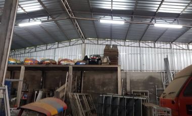For sale 3 bedrooms warehouse in Mueang Uttaradit, Uttaradit
